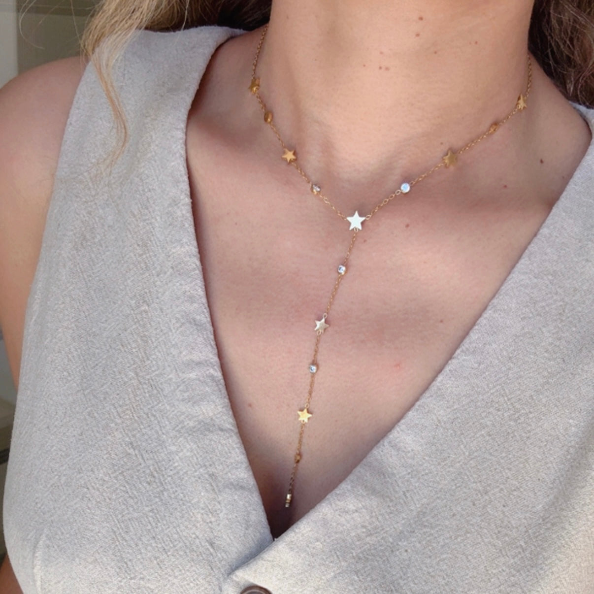 Collar Corbatín Estrellitas