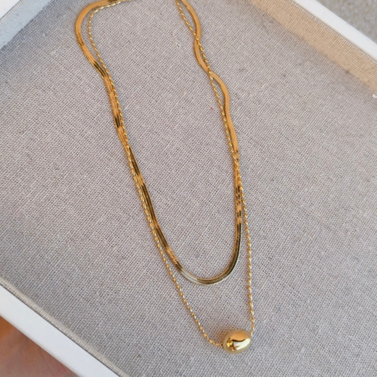 Collar Layered Plano Oval