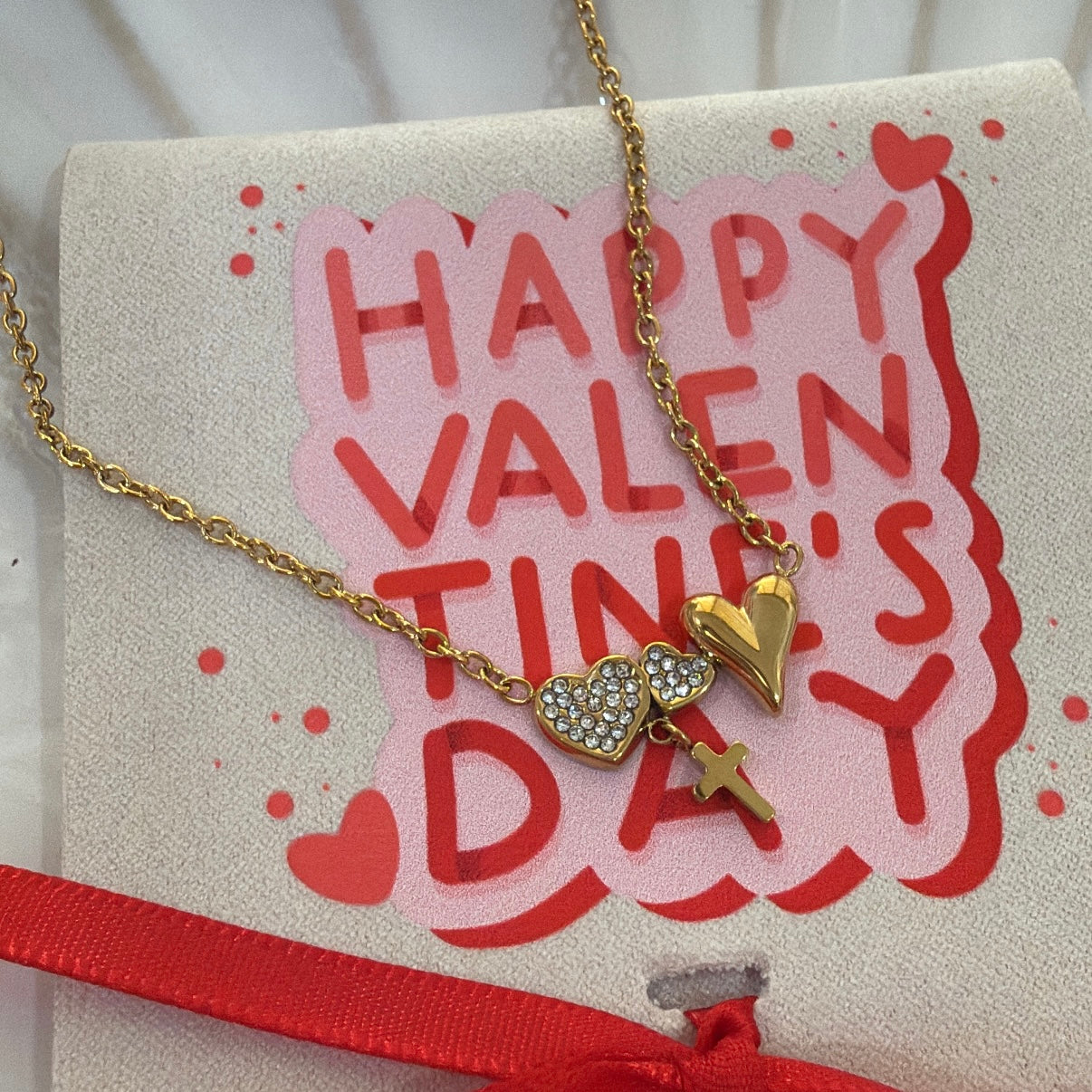 Collar Corazón Crucesita