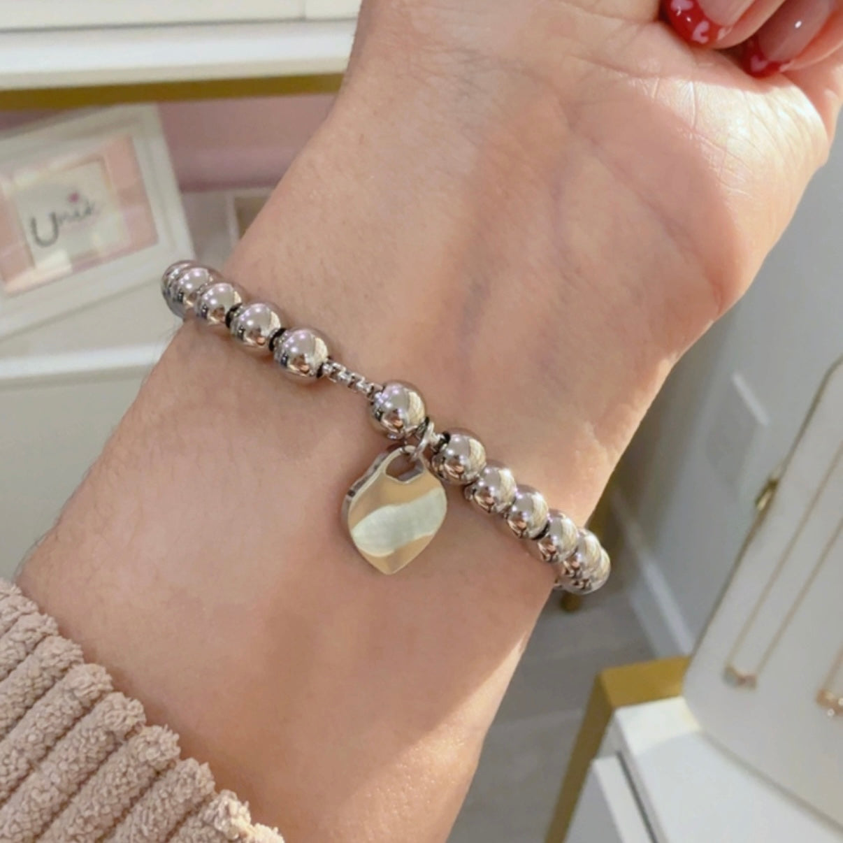 Pulsera Bolitas Corazón Plateado