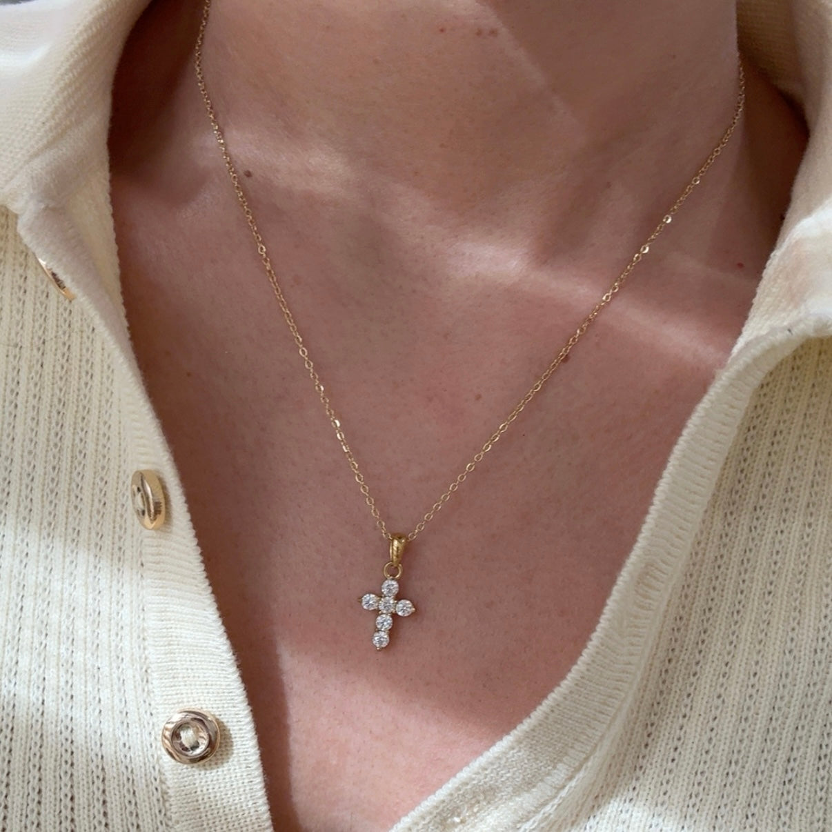 Collar Cruz Brillito