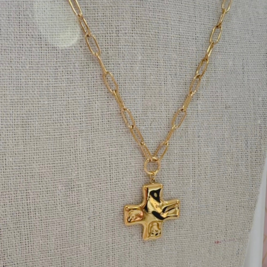 Collar Cruz Acero