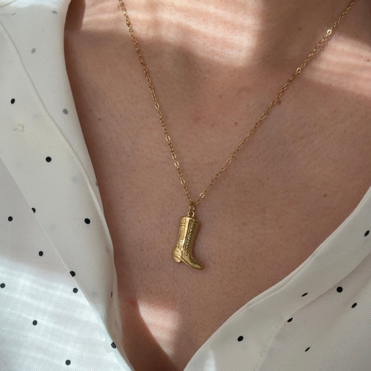 Collar Bota
