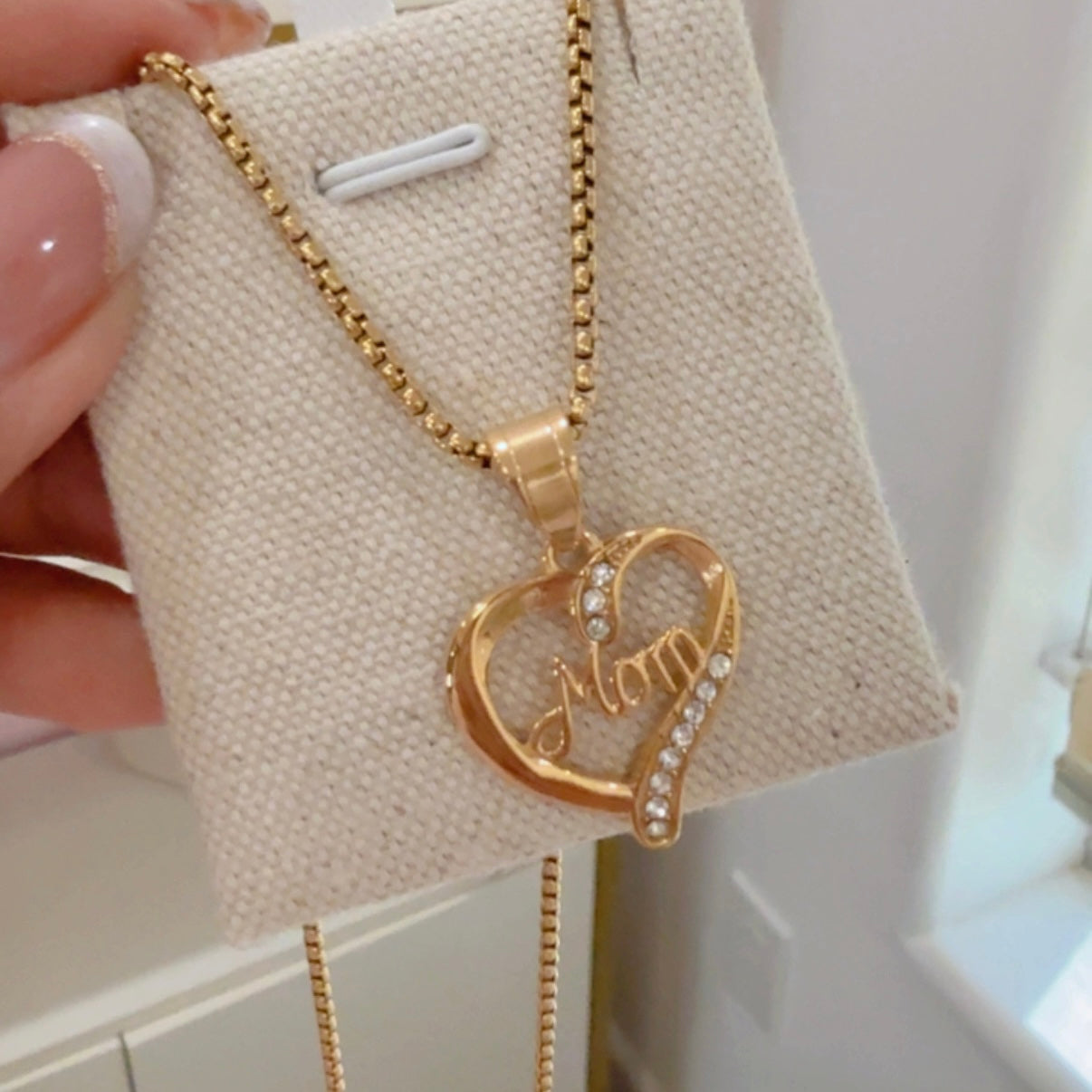 Collar Corazón Mom