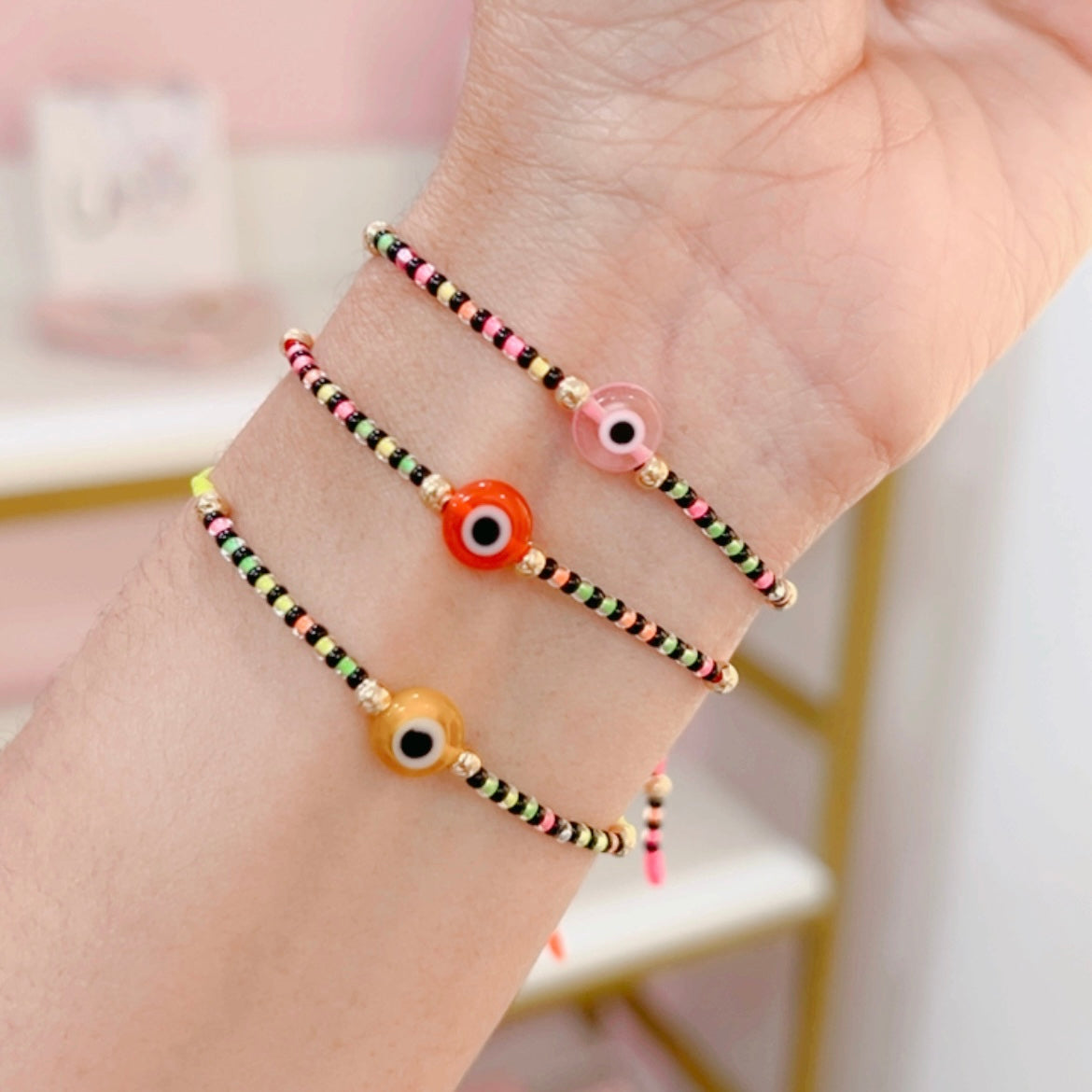 Pulsera Chakira Sencilla Neon