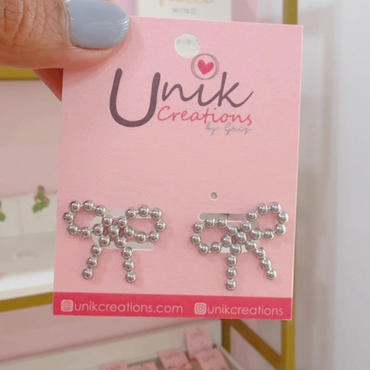 Aretes Bow Bolitas Plateado