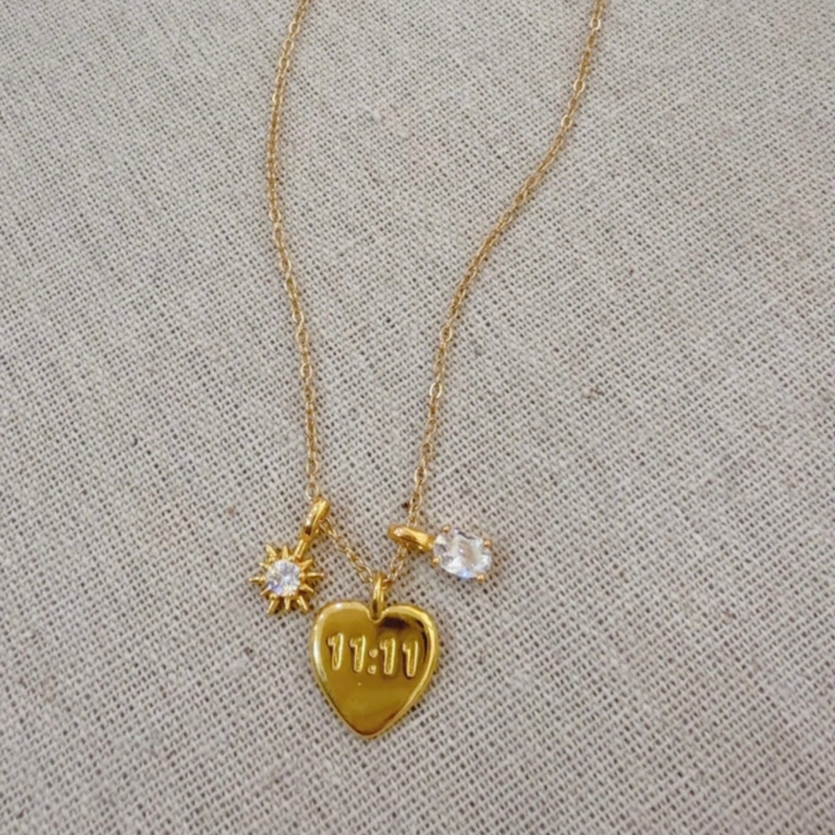 Collar Corazón 11:11