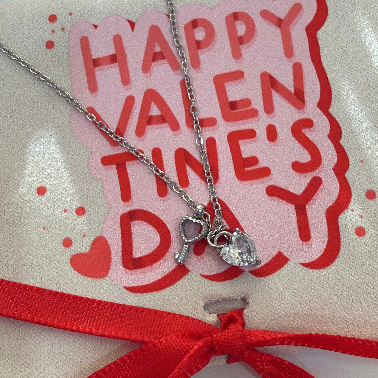 Collar Llave Corazón Plateado