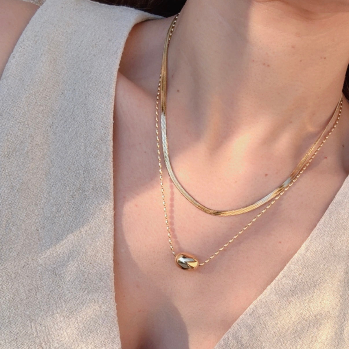 Collar Layered Plano Oval