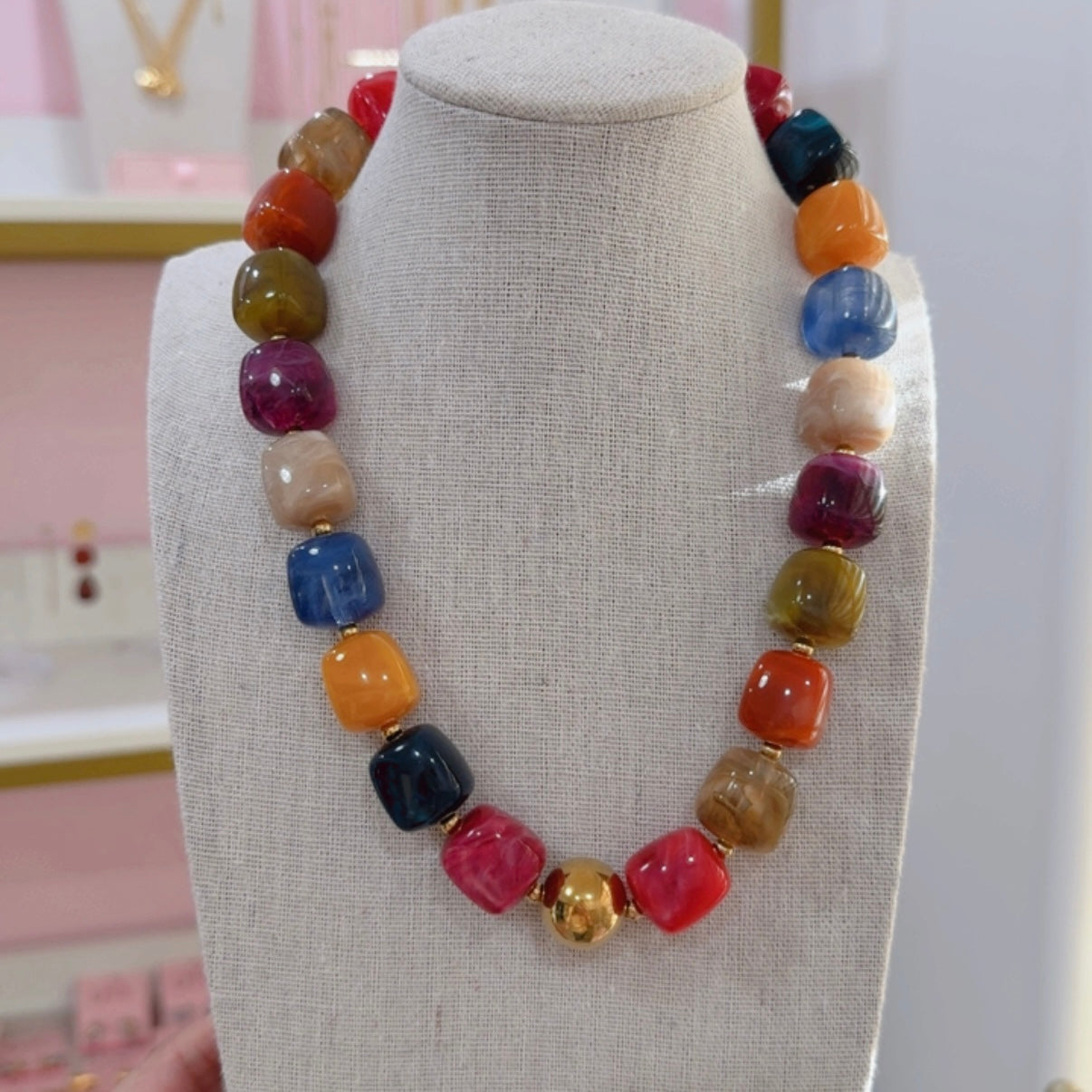 Collar Acrilico Mixto