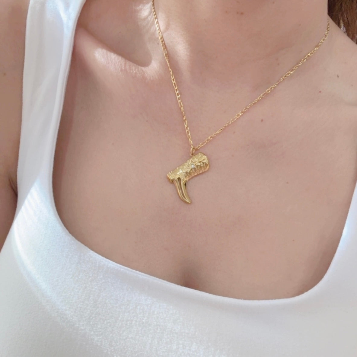 Collar Bota