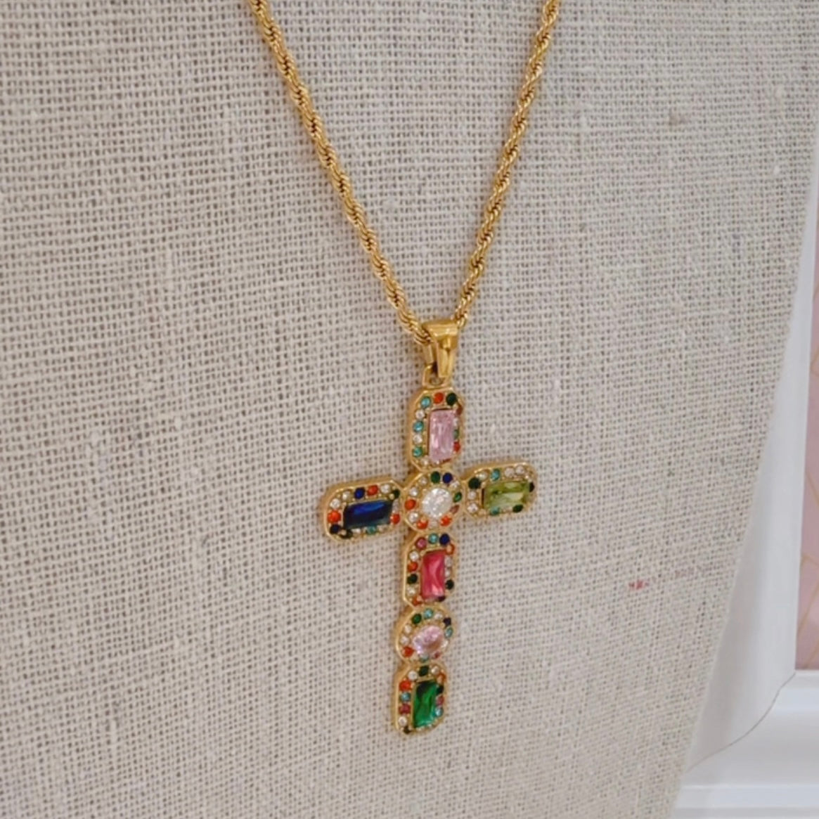 Collar Cruz Cristalitos