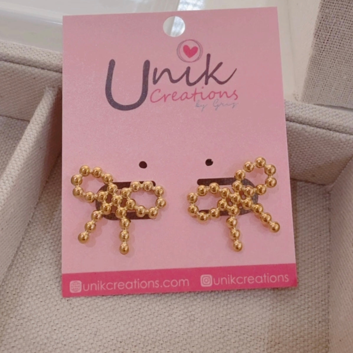 Aretes Bow Bolitas