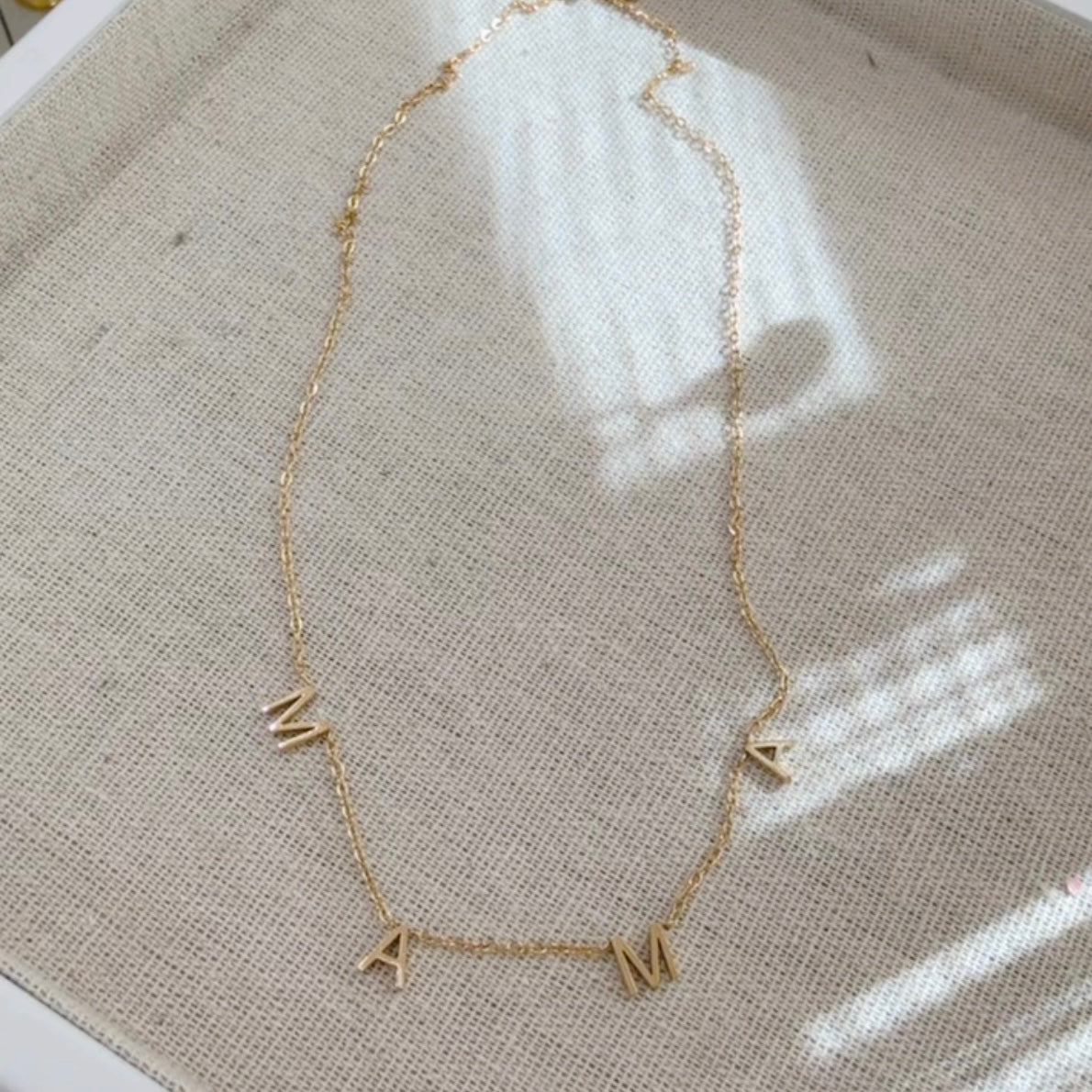 Collar Mamá Molde
