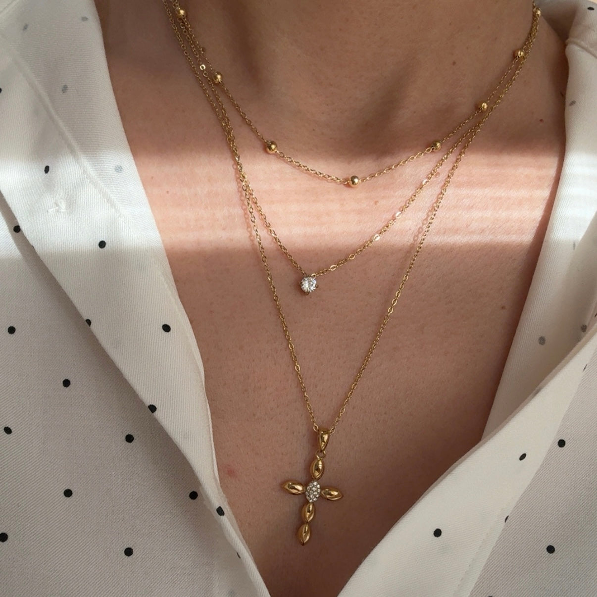Collar Layer Cruz