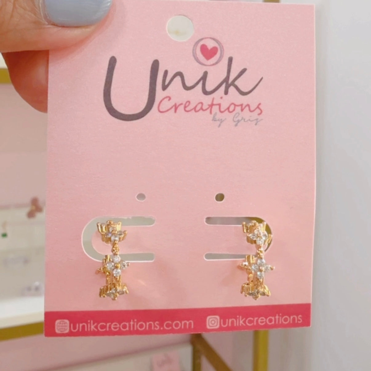 Aretes Huggie Clover