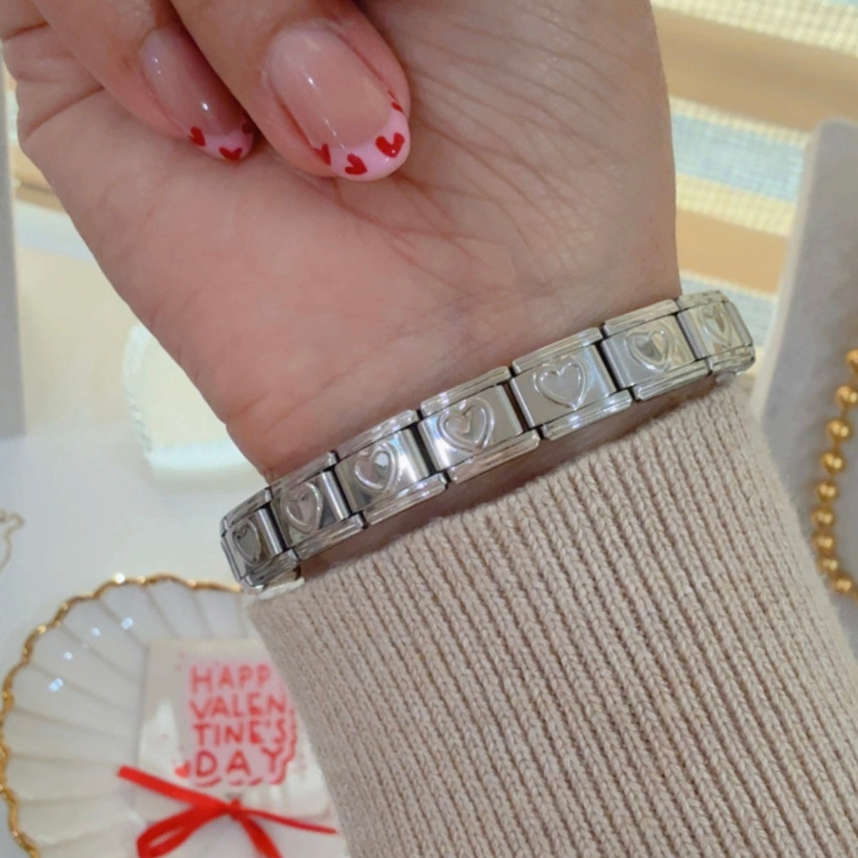 Pulsera Eslabones Corazón Plateada