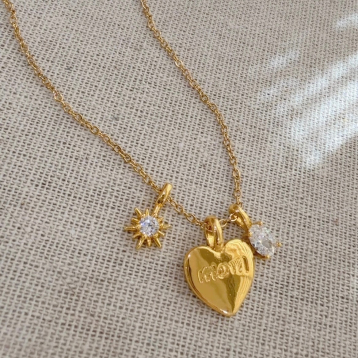 Collar Corazon Mom