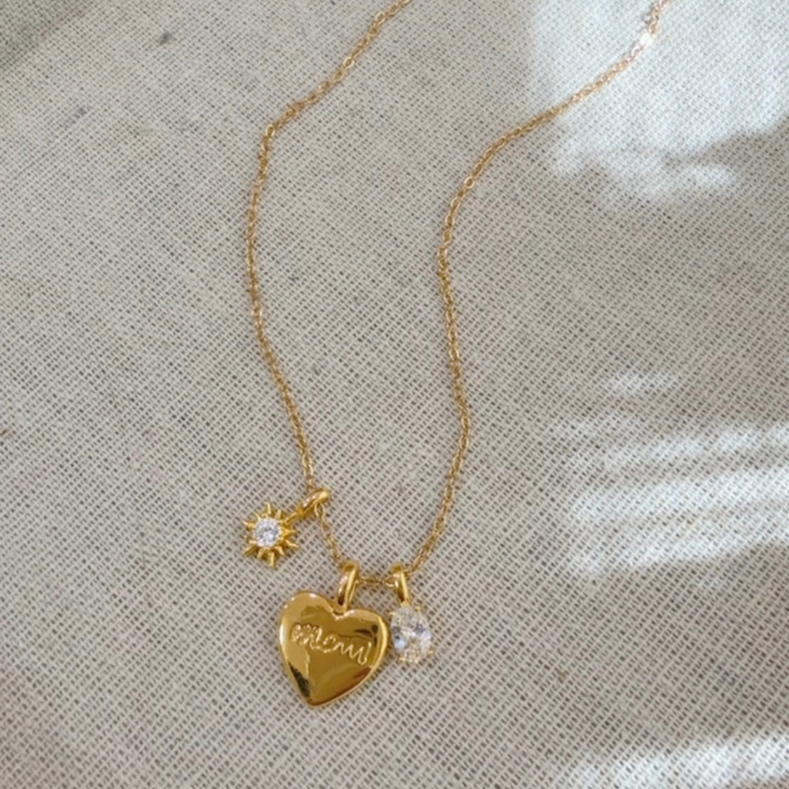 Collar Corazon Mom