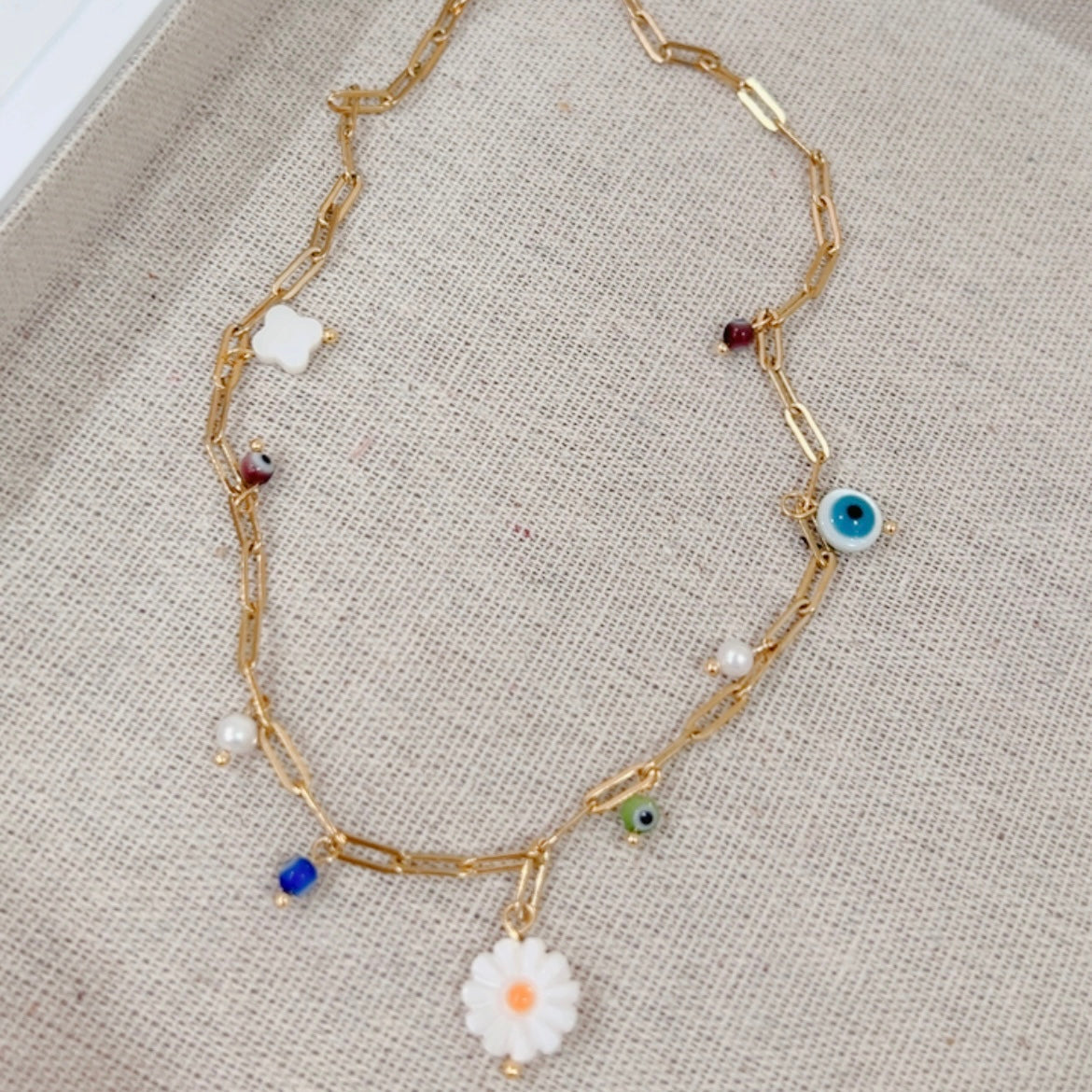 Collar Ojitos Flor