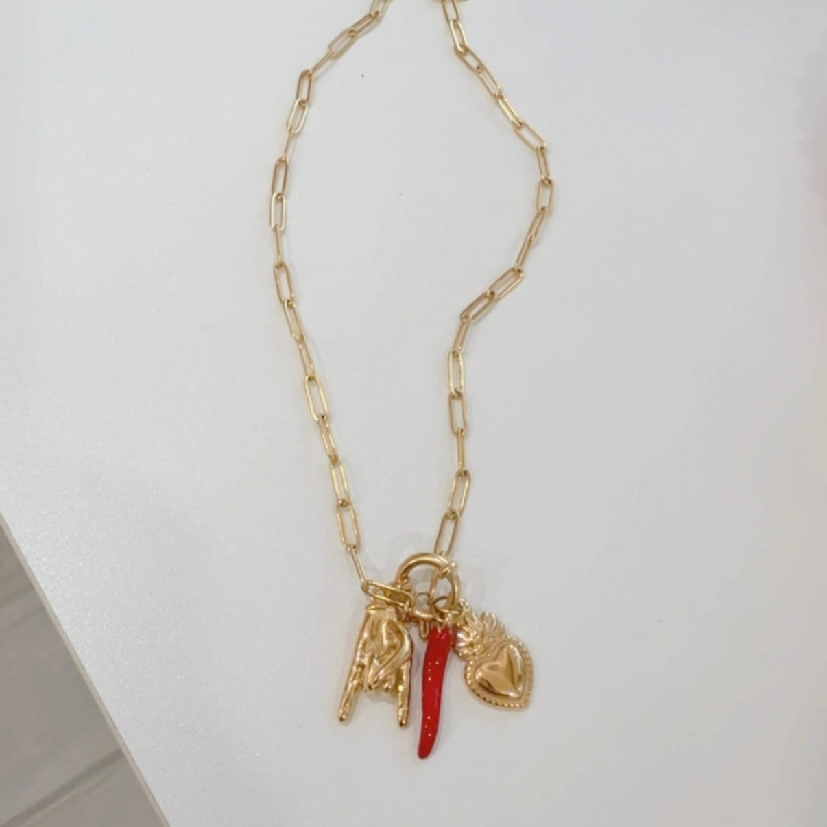 Collar Eslabones Mano