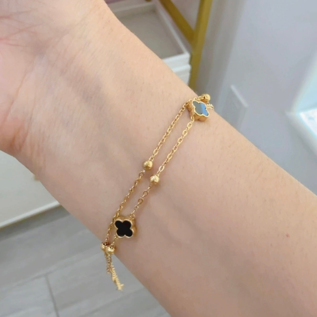 Pulsera Clover Doble Negra
