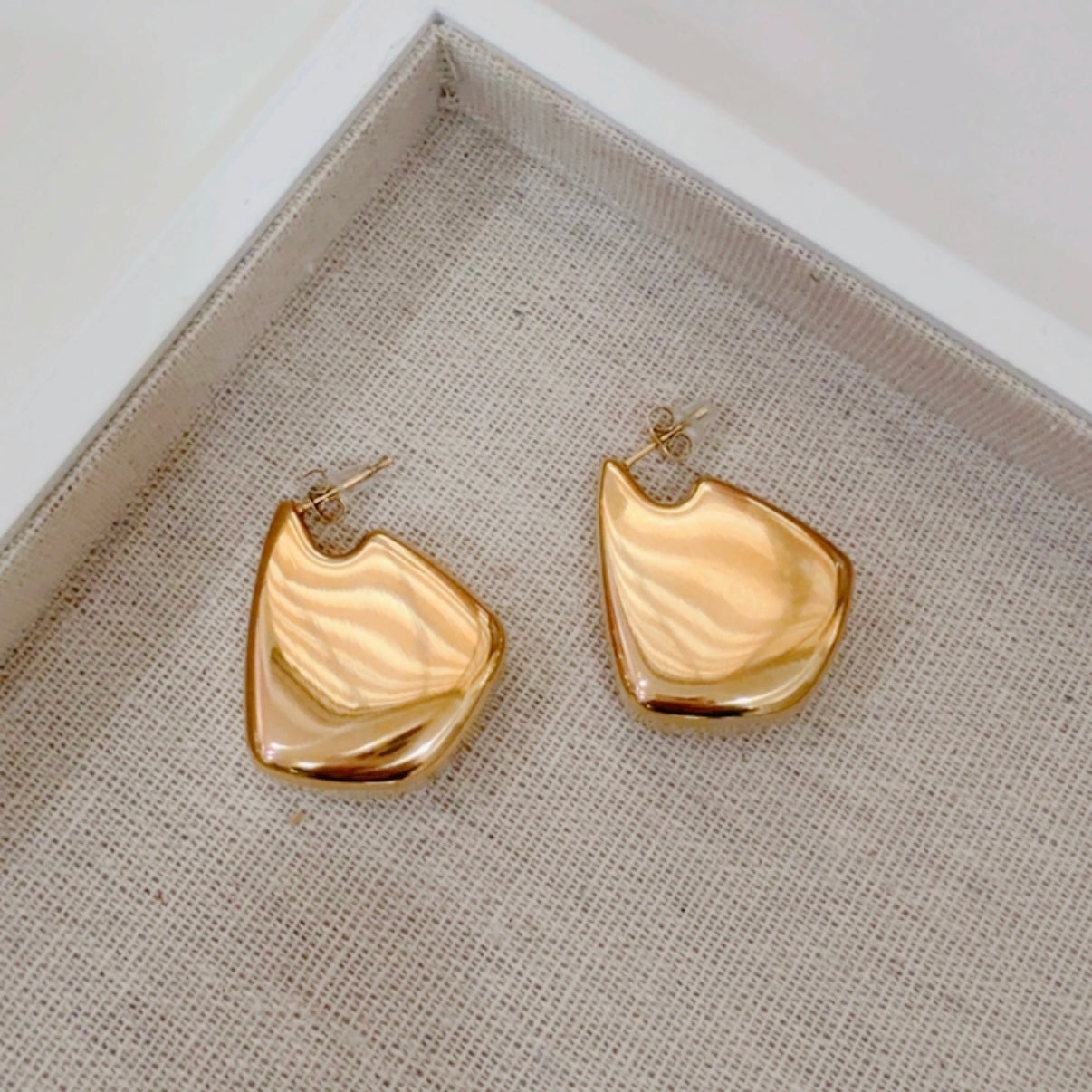Aretes Dan