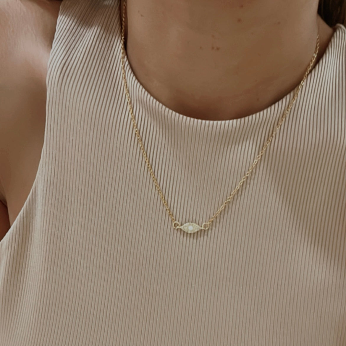 Collar Ojito Brillo