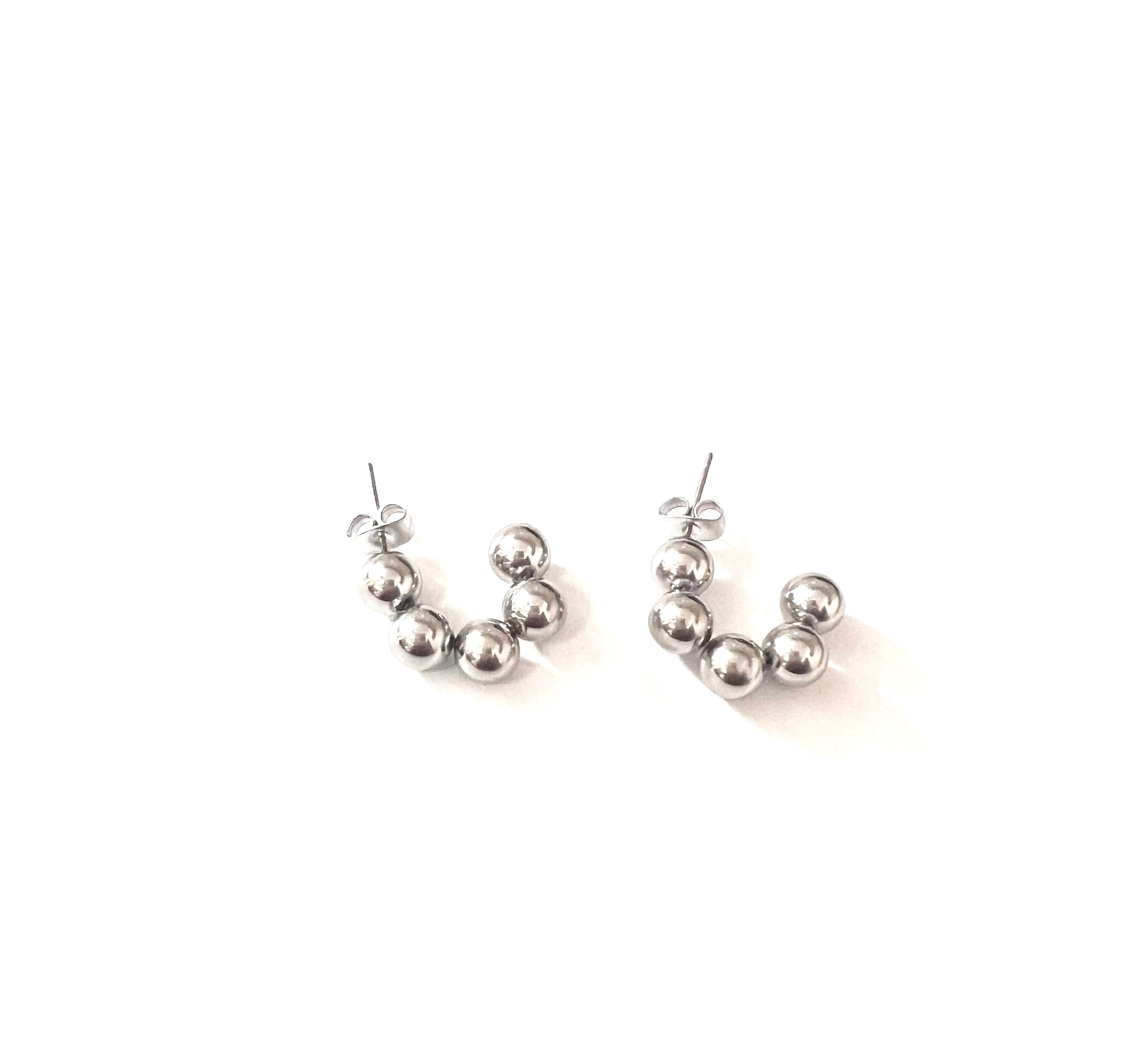Aretes Bolitas Plateadas